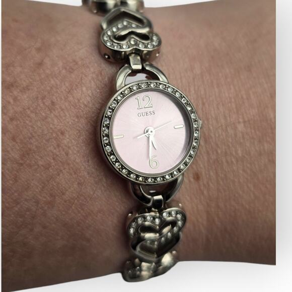 Guess Silver Heart Link Bracelet Watch Pink Dial Rhinestone – Feminine Romantic main image 4